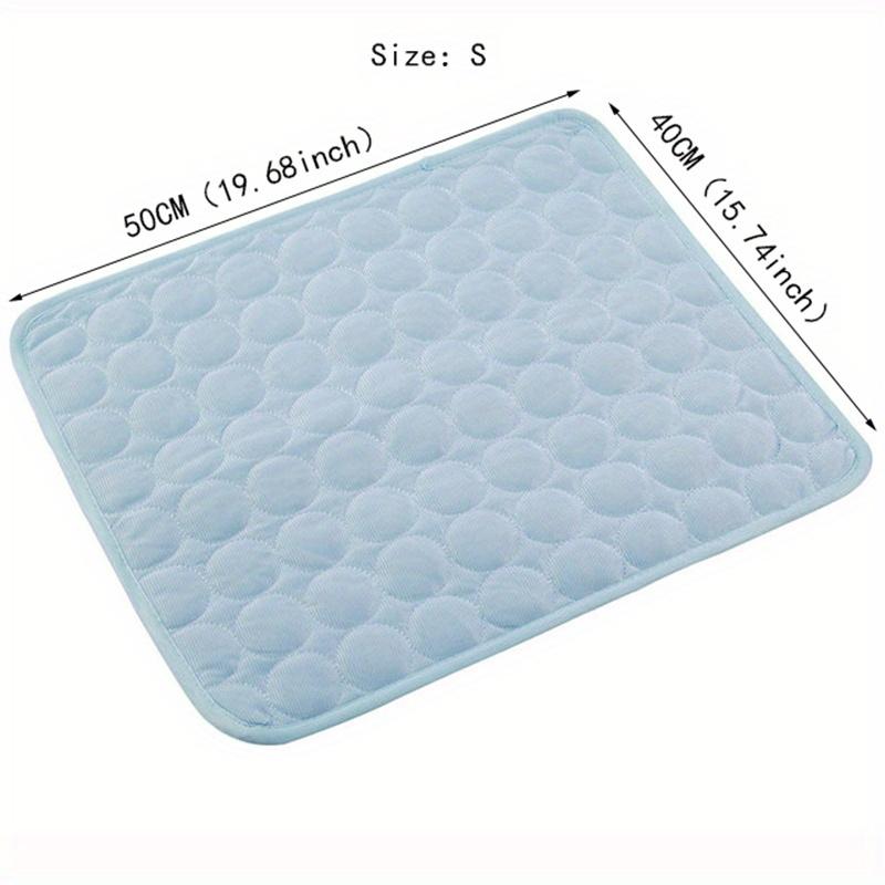 Summer Cooling Pet Mat, Breathable Ice Silk Dog and Cat Bed, Reusable and Washable Cooling Pad for Pets, Multiple Sizes and Colors