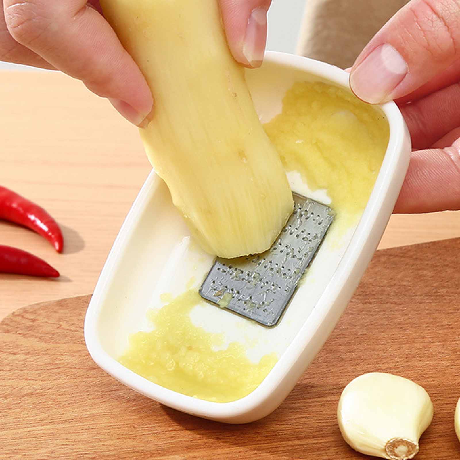 

Ручной измельчитель и пюре из чеснока, многофункциональный инструмент для сока, чесночной пасты, картофельного пюре и приготовления пищи One Size белый