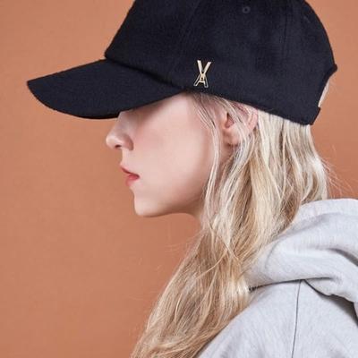 VARZAR Stud Logo Wool Overfit Ball Cap Black