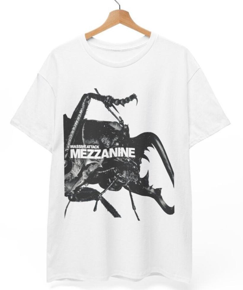 

Massive Attack tshirt, Music Band Rock Punk , Unisex tee L