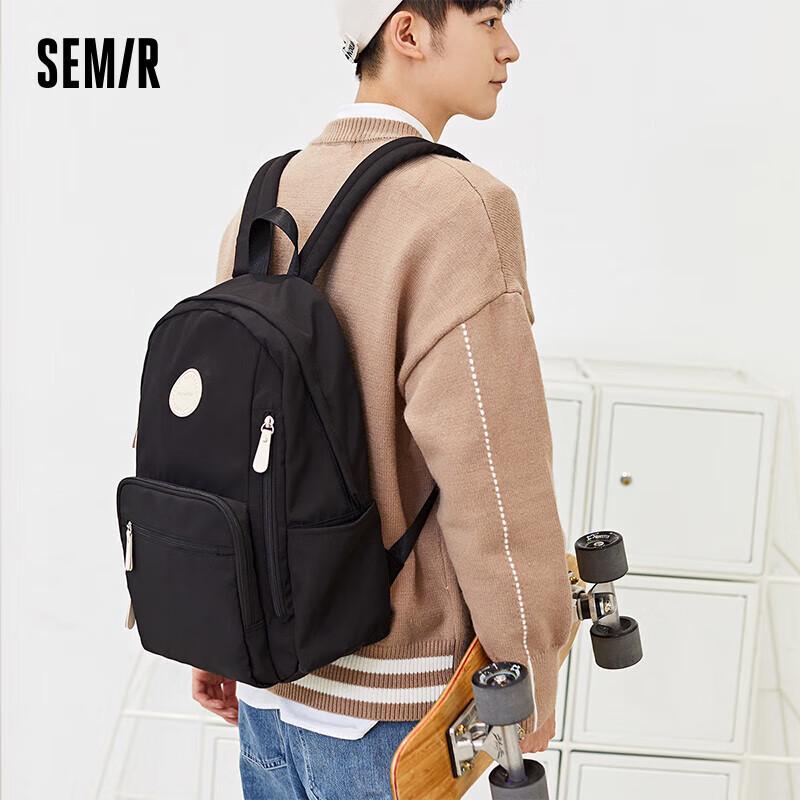 

Semir Large Capacity Unisex Laptop Backpack One Size