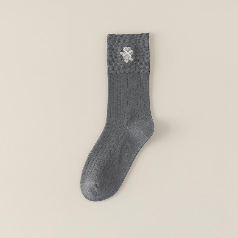 

10Pair Medium Tube Socks Children S Simple College Style Stacking Socks Spring And Autumn Boneless Cotton Socks Bear Embroidery Cute Women S Socks One size fits all темно-серого