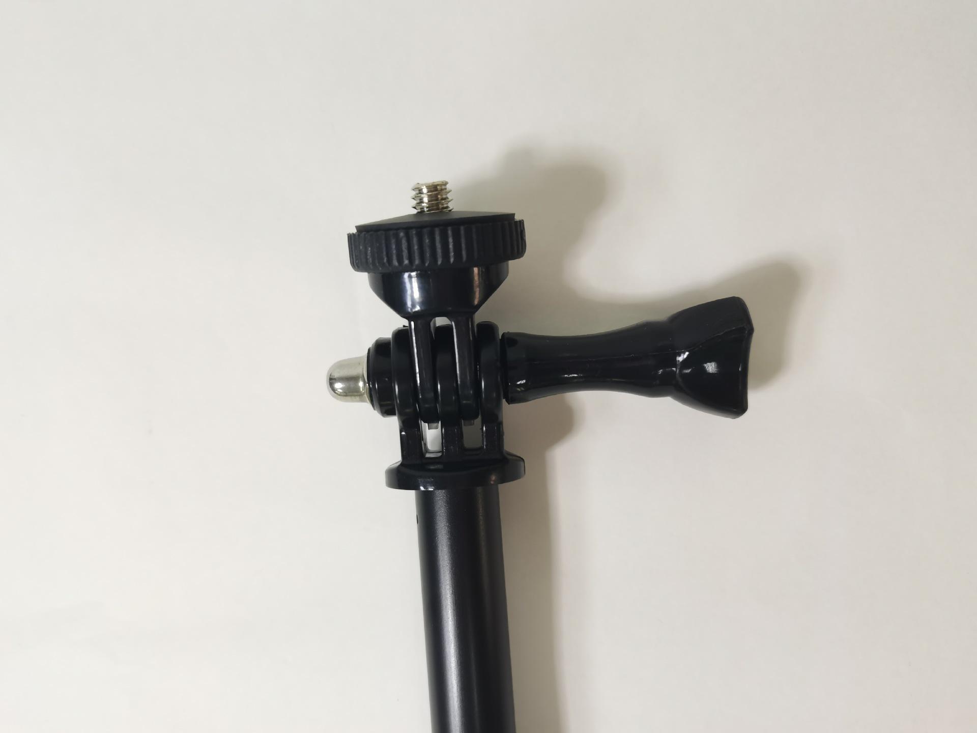 

Buckle Clasp 1.5m Aluminum Selfie Stick with Fill Light & Multifunctional Extendable Tripod