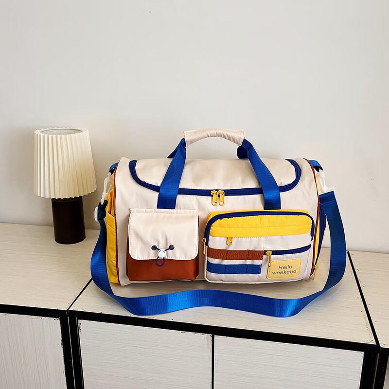 

Nylon Gym & Travel Bag with Shoe Compartment Under 20L