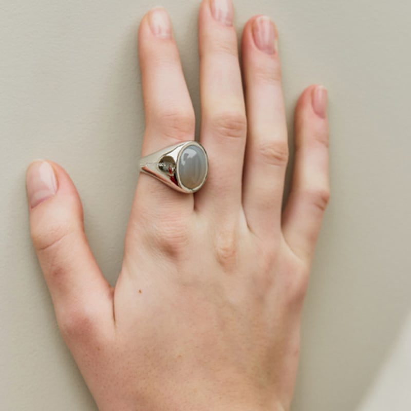 

1064STUDIO QUIET GRAY R SILVER