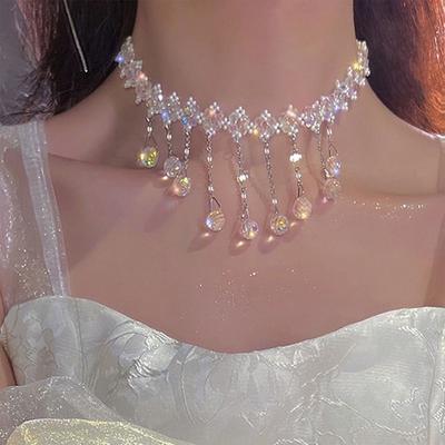 Collane girocollo con nappa lunga e cristalli lucenti per donna, collane con pendente di cristallo a goccia d'acqua, gioielli per banchetti nuziali