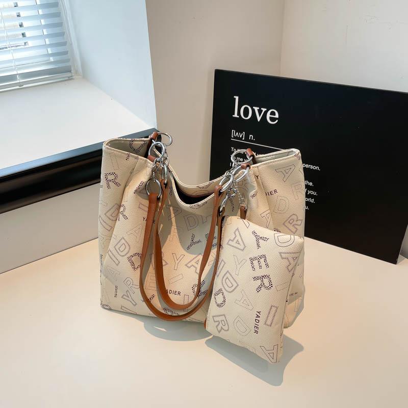 Fashion printed retro shoulder bag women's new early autumn large-capacity mother and child bag commuter casual tote bag