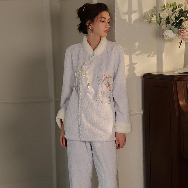 Women’s Plush Sleeping Suits Sexy Velvet Embroidered Chinese Knot Outer Robe and Pants Lounge Pajamas Comfortable Clothing
