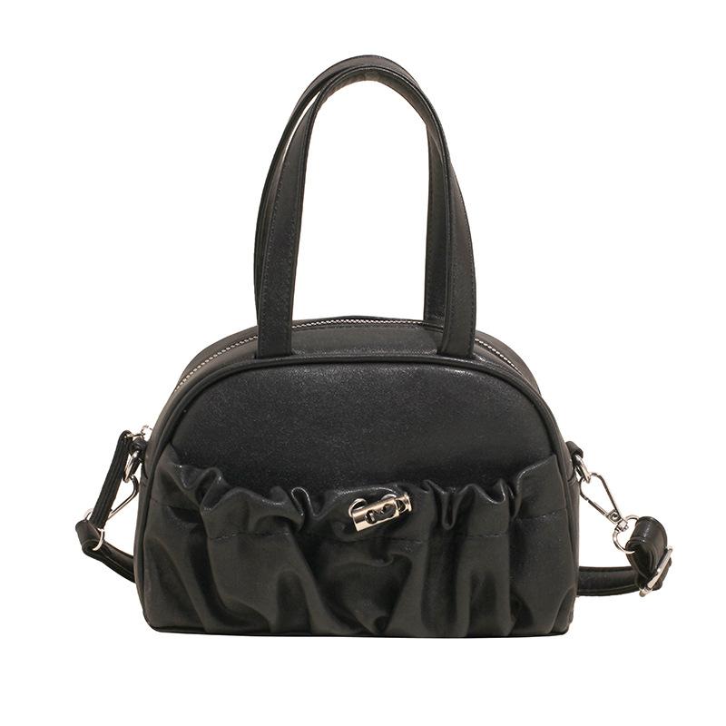 

Korean version of fashion personalized pleated handbag women s 2025 new niche design shoulder bag foreign solid color crossbody bag