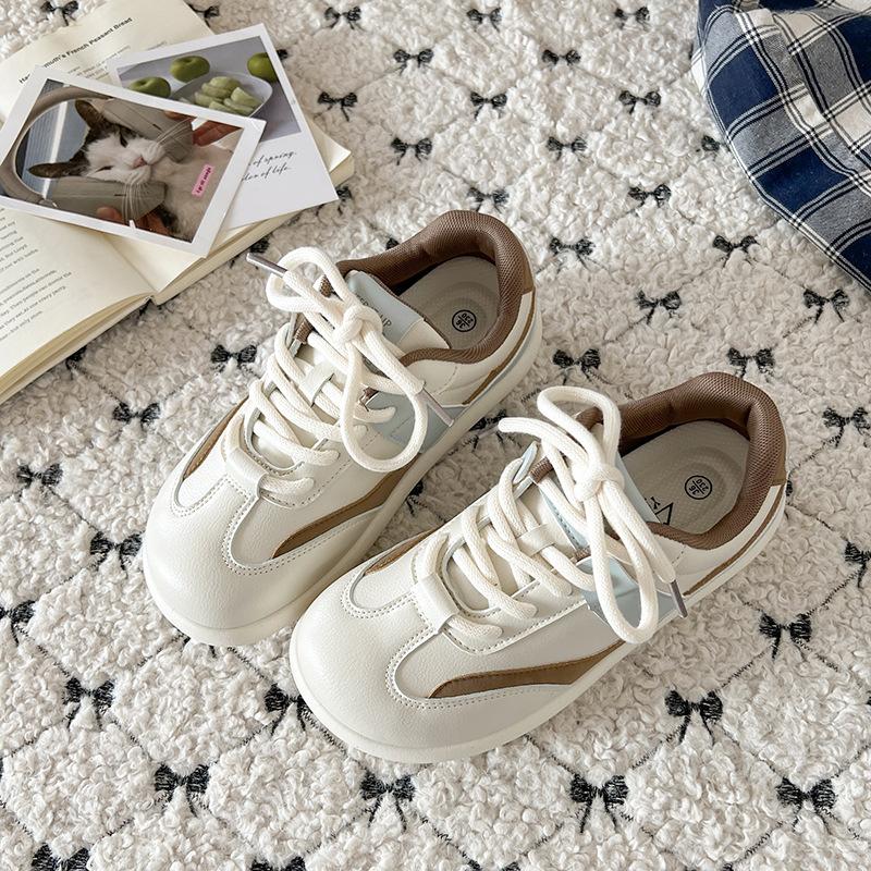 2025 New Summer White Retro Fashion Versatile Flat-bottomed German Training Shoes Women's Lightweight Soft-soled Forrest Gump Sports Shoes