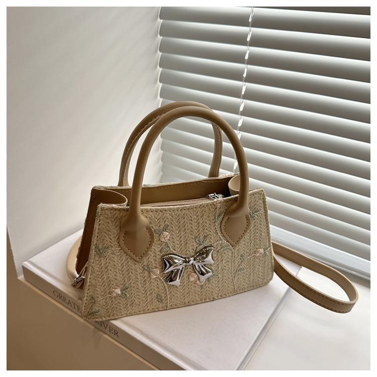 

Новая летняя женская плетеная сумка трендовая сумка через плечо с одним плечевым ремнем пасторальная соломенная плетеная пляжная сумка