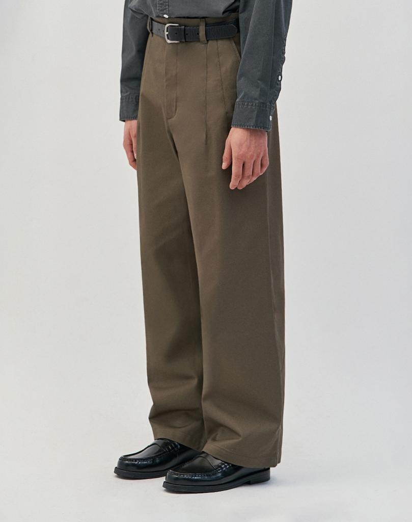 WORK ON BODY OFF Cle Wide Cotton Chino Pants [Olive]