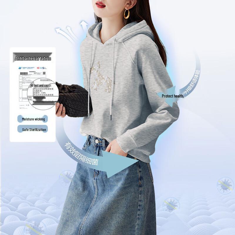 Demana Women s Embroidered Hooded Sweatshirt M