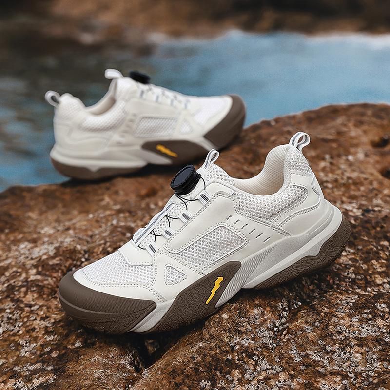 Anti Collision Toe Outdoor Men's Shoes High-quality and Comfortable Sports Mesh Shoes Anti Slip Thick Soled Hiking Travel Shoes