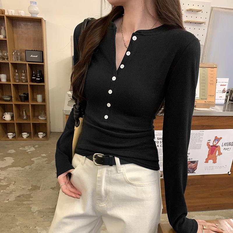 

Korean Style Plush Buttoned Long Sleeve Slim Waist T-Shirt Top for Autumn/Winter Large