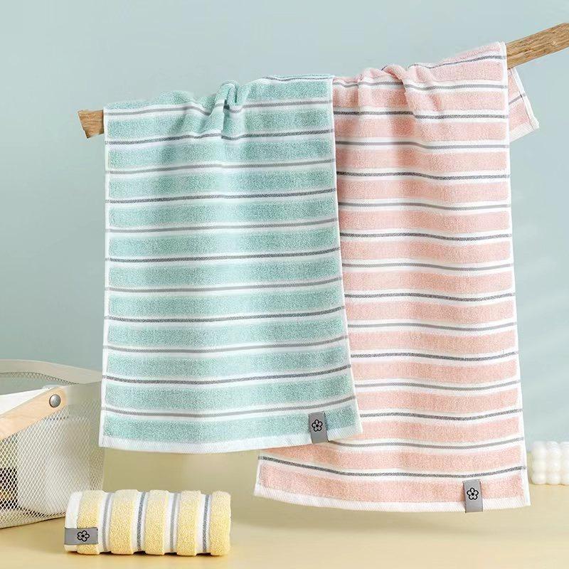 Luxurious Featured Thick Absorbent Cotton Face Towel Set with Wavy Stripes for Adults