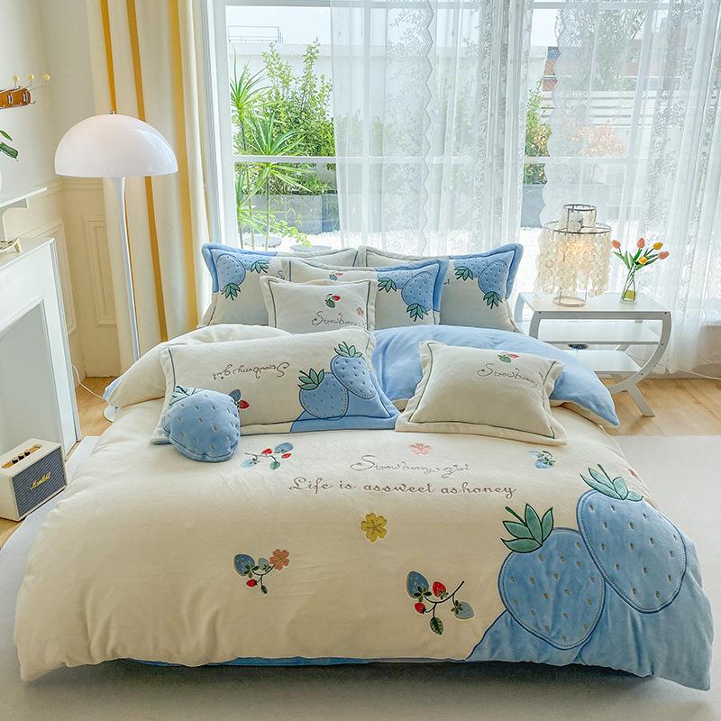 Winter Thickened Milk Velvet Embroidered Four-piece Set, Anti-static and Warm, Double-sided Velvet Quilt Cover, Coral Velvet Bedding