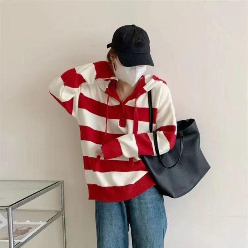 

Пуловер, осенний корейский вариант, контрастные полоски, свободный вязаный свитер на пуговицах с капюшоном, универсальный женский свитер One Size красный