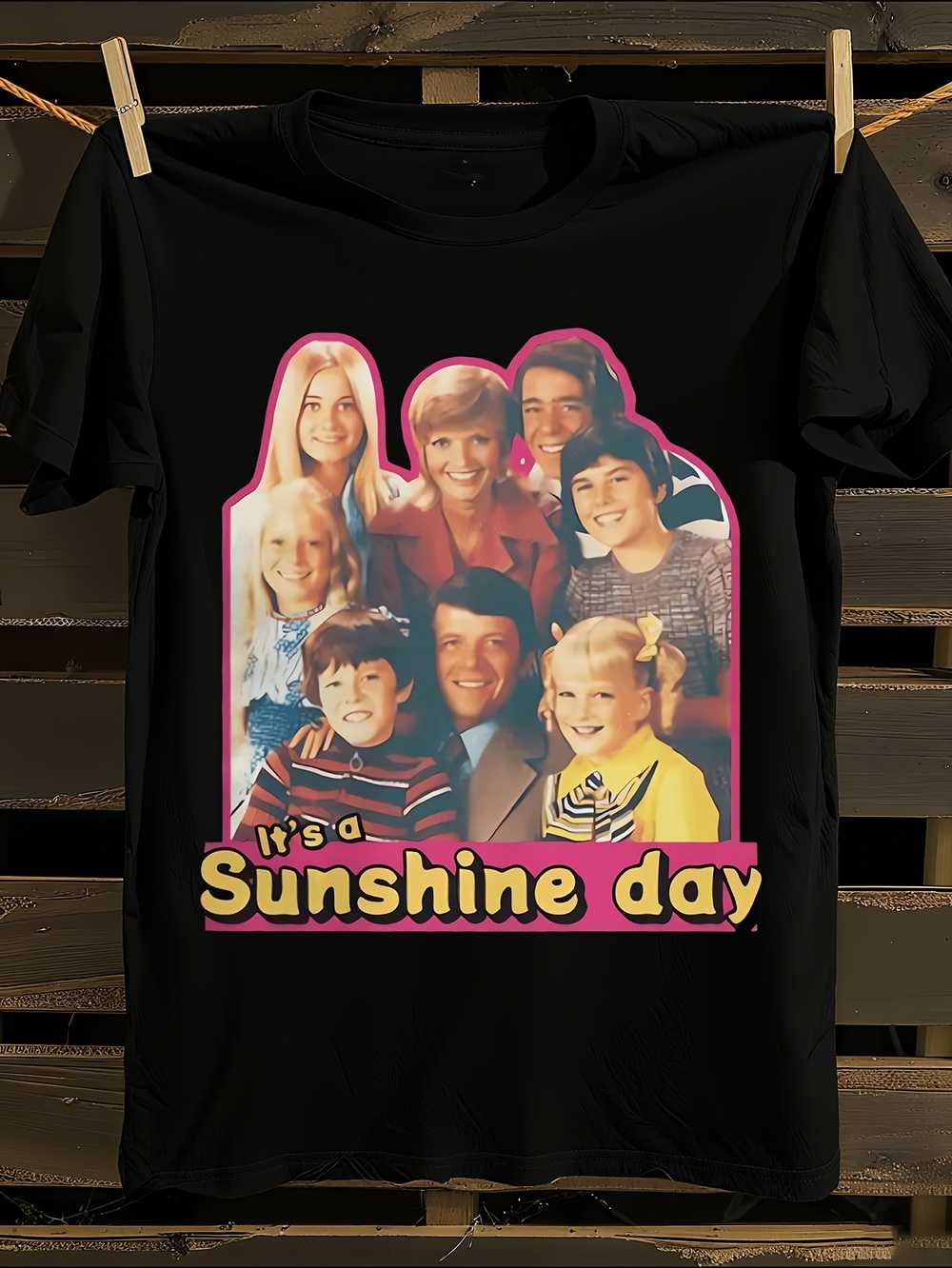 

Vintage The Brady Bunch TV Show T-Shirt Mens Tshirt Womens Tshirts with Letters Print Short Sleeves T-Shirt Casual Street Tee Shirt Top L