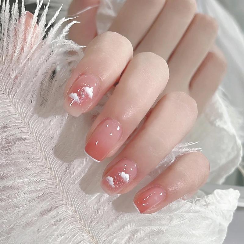 Xiaohongshu Hot Style Short Ice Transparent White Glitter Cloud French Manicure Wearable Nail Patches