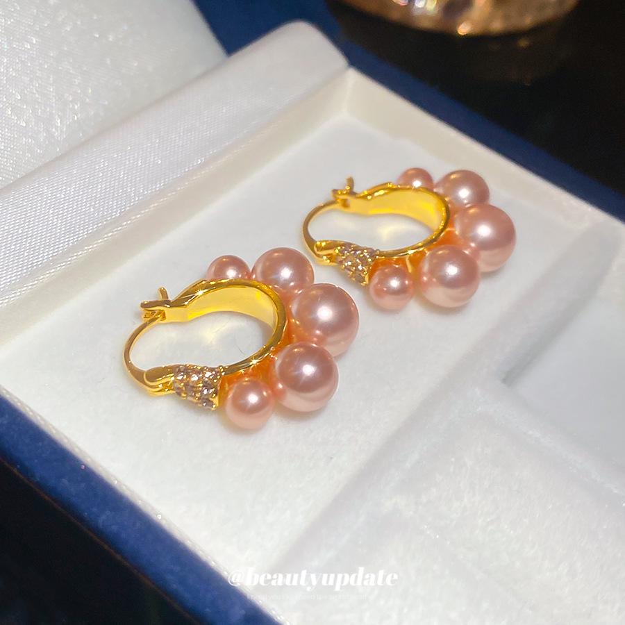 Elegant 24k Gold-Plated Geometric Earrings with Diamond-Studded Faux Pearls