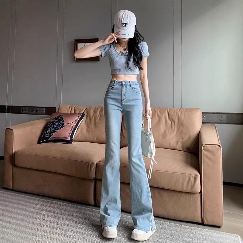 Women’s Light Blue Micro-Flared High-Waisted Jeans, Slit Design, Horseshoe Pants, Spring/Summer Style, Slimming American High Street Fashion.