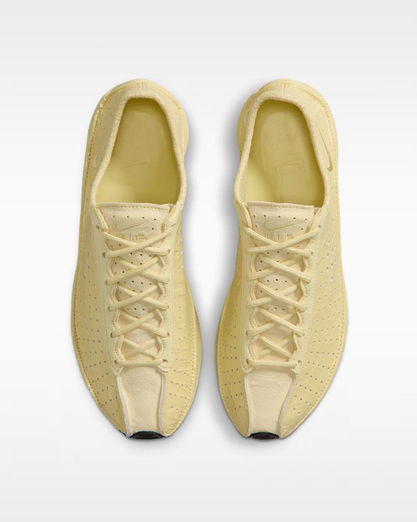 IM5162-700 Nike Air Superfly Soft Yellow (Women's)
