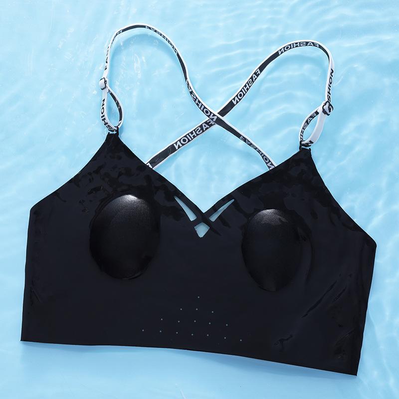 

The new big halter back beauty back jelly glue rabbit ears breathable letter no steel ring text bra can be XL чорний