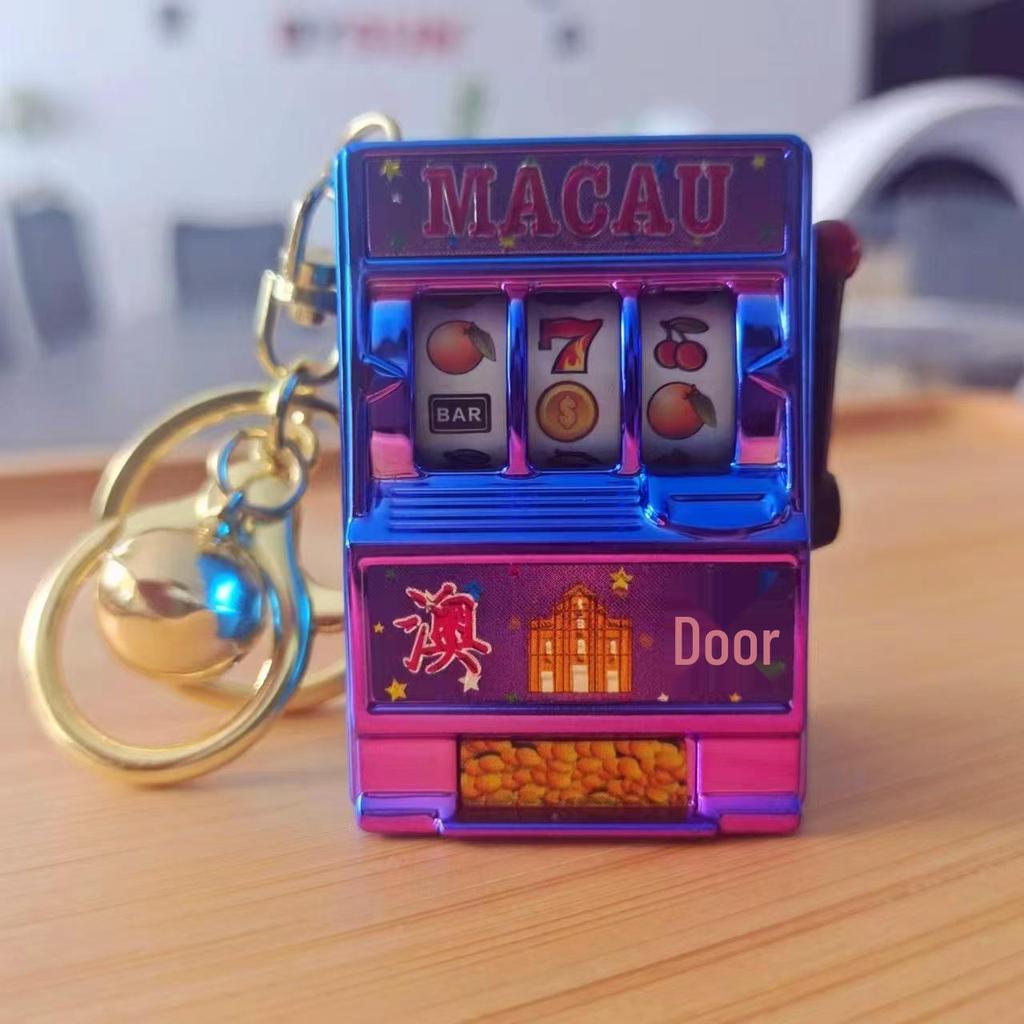 Retro Joystick Fruit Machine Keychain: Playable Spin Wheel Pendant Toy