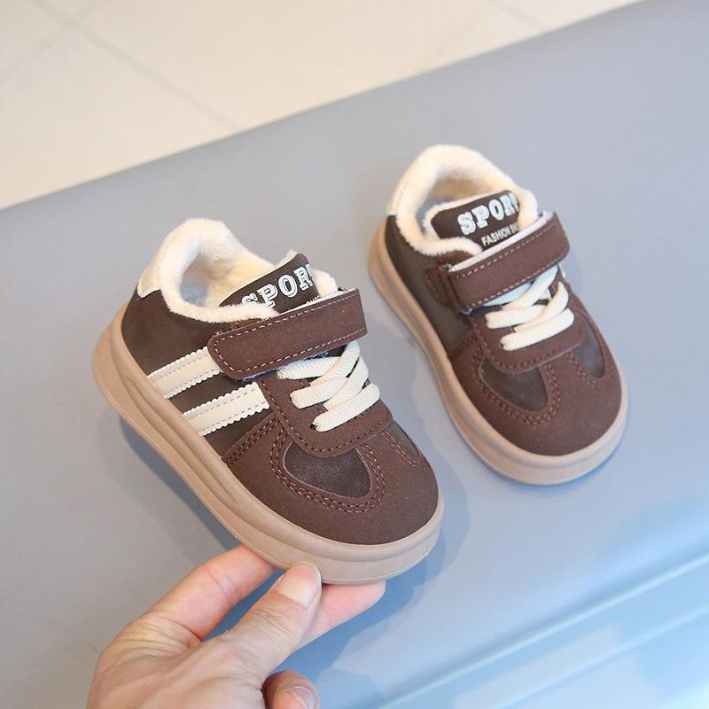 Two cotton velvet baby toddler shoes velvet male and female students warm sports shoes cotton shoes waterproof running shoes versatile