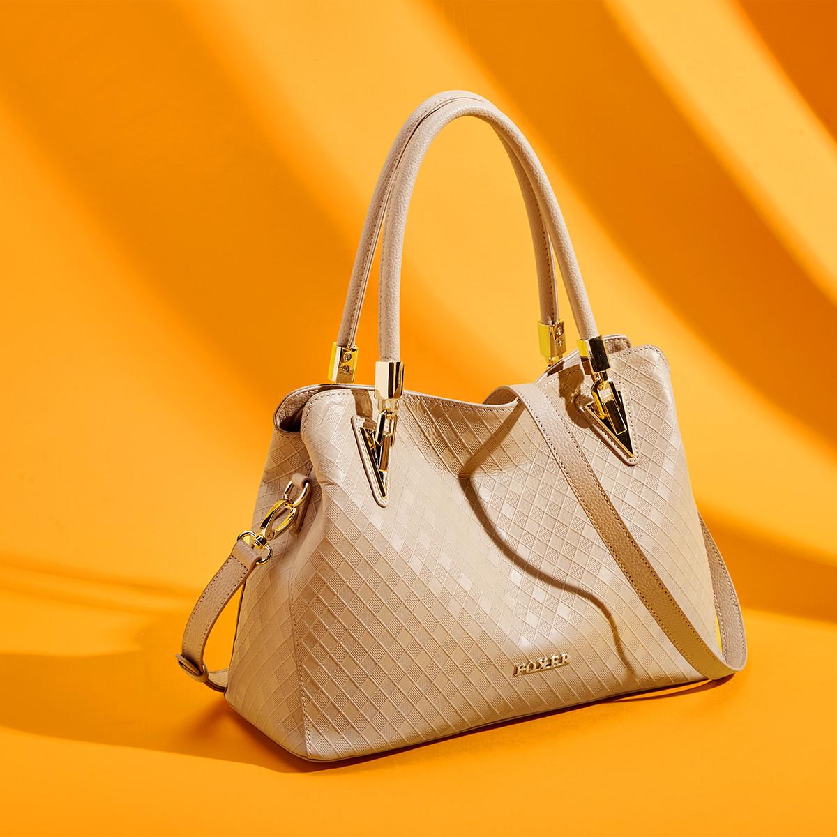 

FOXER Lady s Handbag Genuine Leather 2026 Elegant Female Shoulder Bag Luxury Design Crossbody Bag Diamond Embossing Commute Work