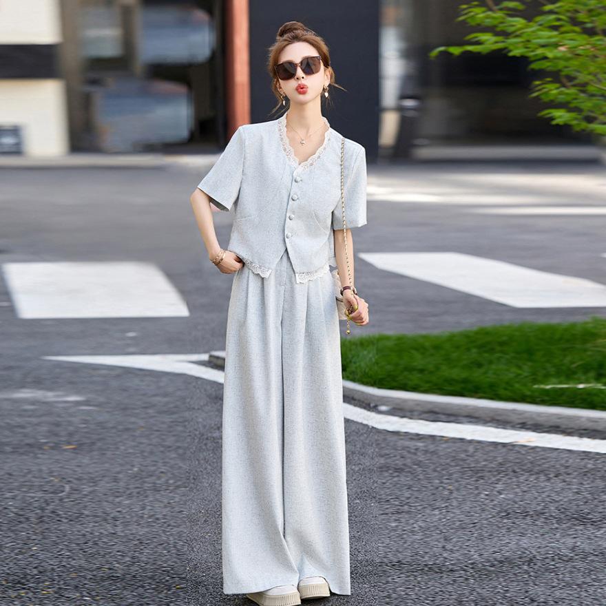 

Xiaoxiangfan розовый носит целый комплект женский летний новый темпераментный светский повседневный комплект из двух предметов с широкими брюками XXL серо голубой