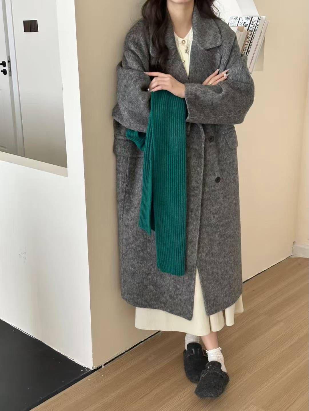 

Женское двустороннее шерстяное пальто выше колена Shadow of Flowers с лацканами пиджачного типа для осени/зимы Medium