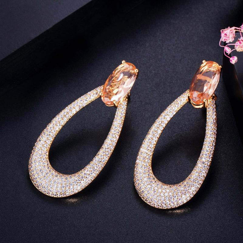 

E0276 Earrings, High-Grade Zircon Geometric Water Drop-Shaped Hollow Ear Jewelry золотий