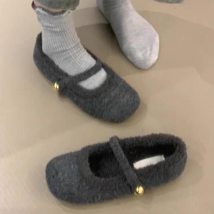 Saueskinnversjon~ fløyel single sko damesko retro Mary Jane sko vinter nye varme ett-ords knapp fluffy sko bomullssko