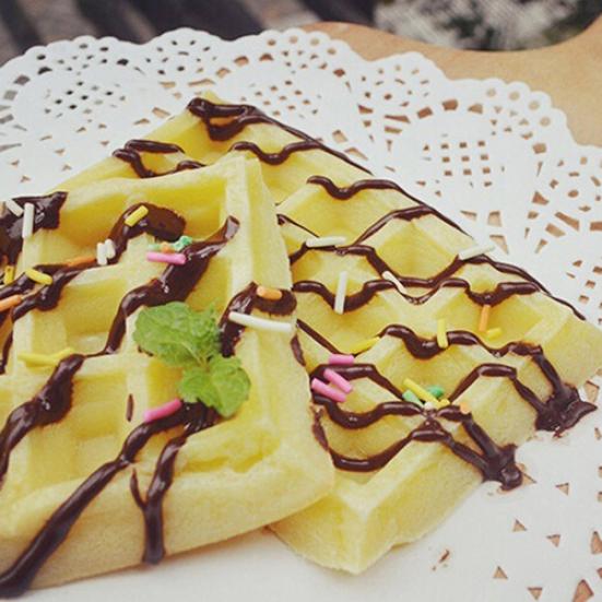 Nützliche Waffeln Kuchen Schokolade DIY Pfanne Silikonform Backform Küchenwerkzeug