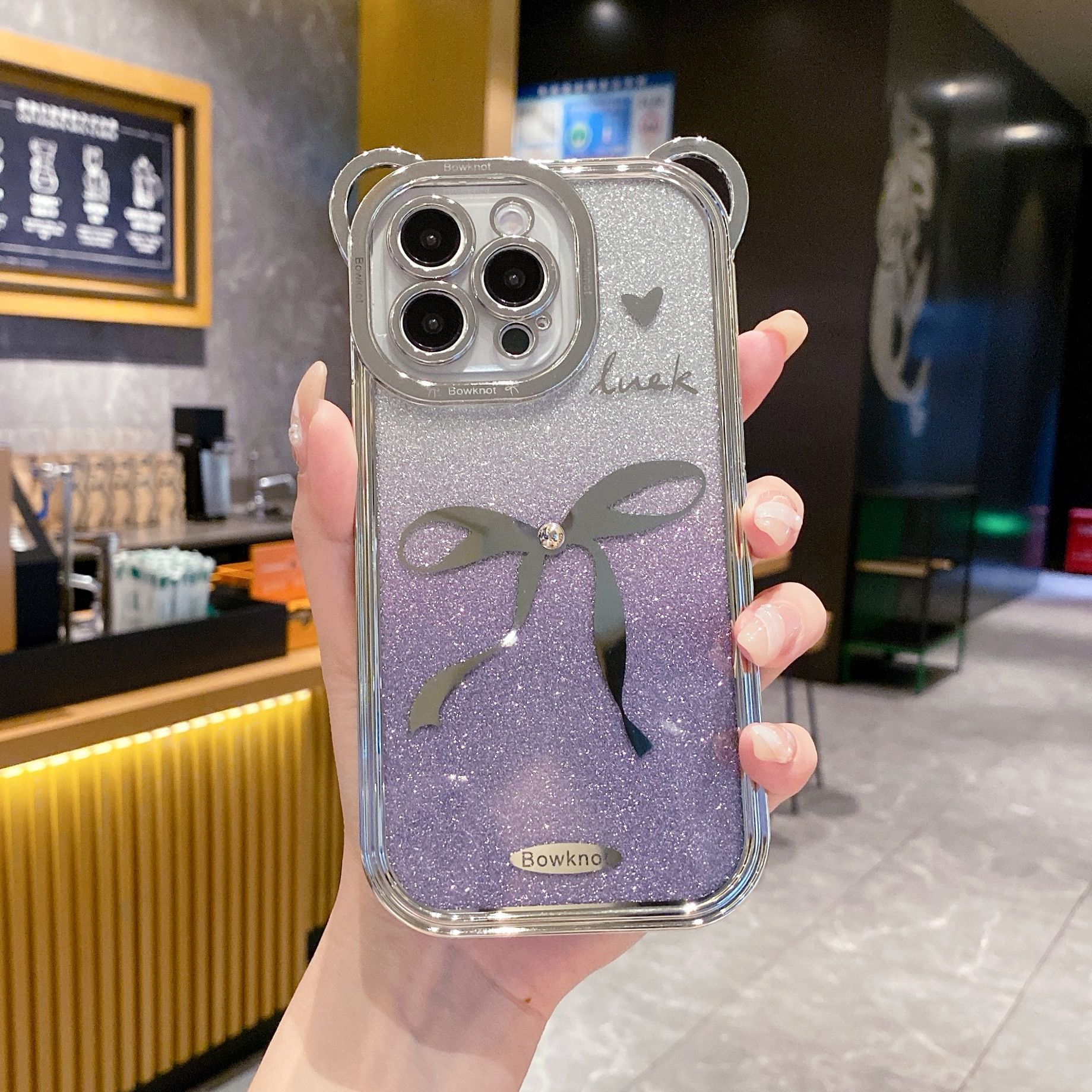 

The Heart-shaped Bow Tie Crossbody Lanyard Phone Case Is Suitable for IPhone15promax with Electroplated Apple 14 Gradient Glitter Apple 7plus/8plus