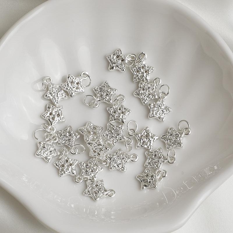 

Підвіска-намисто із зіркою та китицею, покрита 14-каратним золотом, з цирконами, для виготовлення прикрас своїми руками.