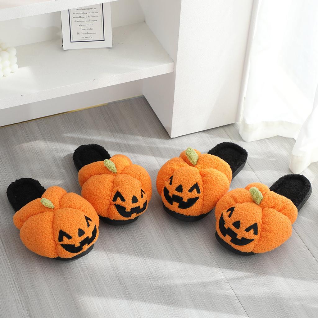 Fashion Cotton Fluffy Slippers Home Cartoon Pumpkin Platform Plush Slides Couple 2025 Funny Halloween Casual Designer Shoes Women Indoor