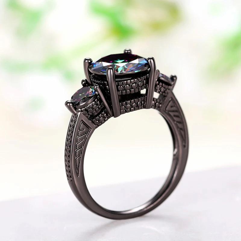 Huitan Neuartige Schwarze Ringe mit Glänzenden Zirkonia Modisch Einzigartig Exquisite Fingeraccessoires für Frauen Schicker Schmuck für die Party