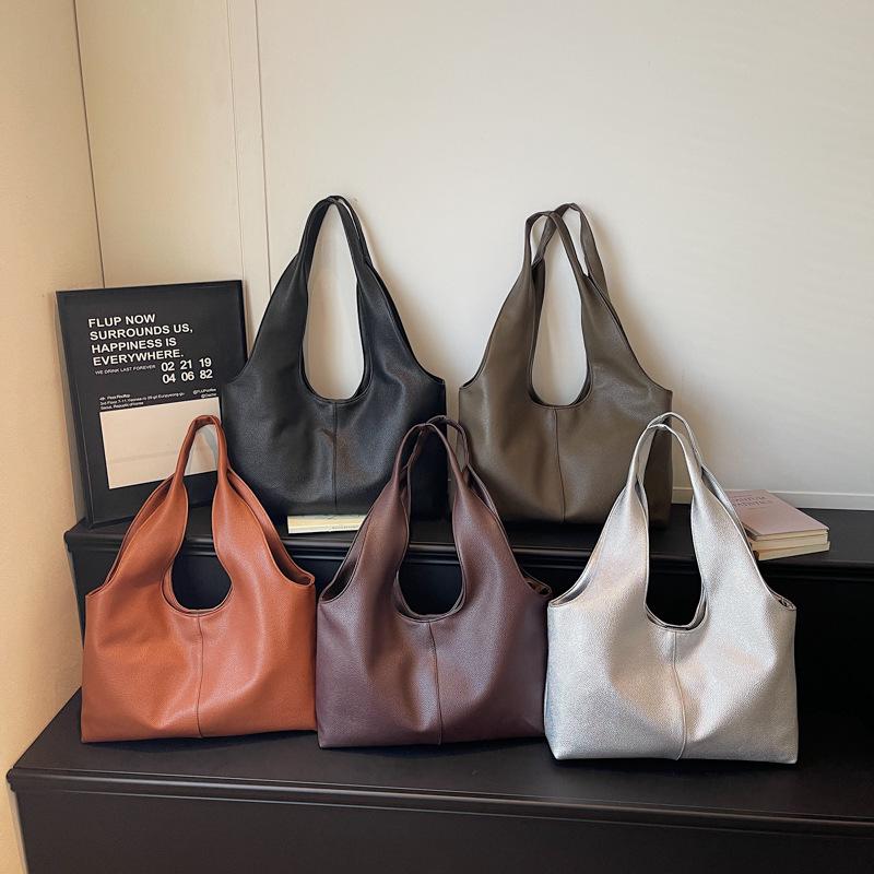Women's Retro Korean Style Large Capacity PU Tote Bag for Versatile Use