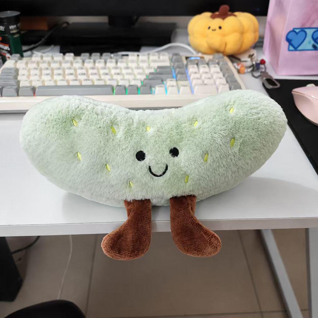 Interactive Green Cucumber Dog Plush Toy: Relieves Boredom, Self-Entertainment, Chew Toy with Unique Shaking Sound