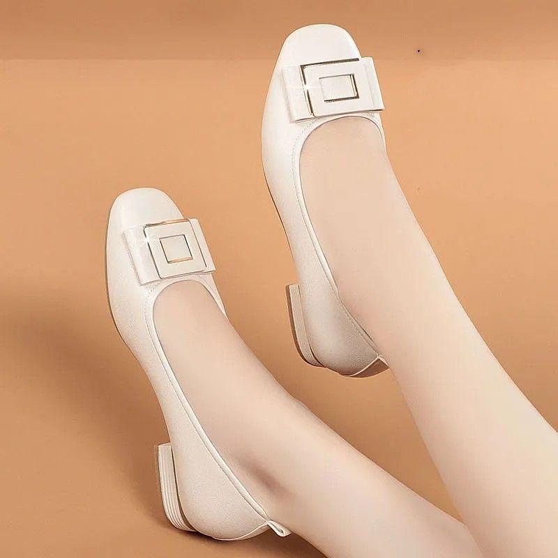 

Женские лоферы из искусственной кожи. Туфли без шнуровки на низком каблуке. Удобные туфли на плоской подошве для вождения. Деловая рабочая обувь. Легкие повседневные модельные туфли с квадратным носком. 40 белый