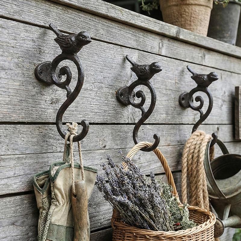 Pack of 2 Elegant Iron Bird Shaped Wall Hooks for Hanging Clothes Hats and Bags Decorative Hangers