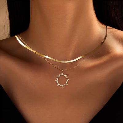 Western Hot Sale Brass Plated Sun Circle Pendant Necklace Boho Style Double Layer Snake Chain Stackable Women's Jewelry