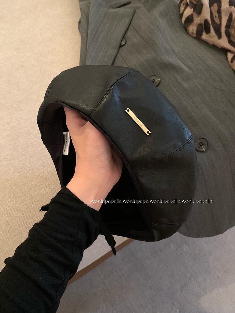Pu Leather Beret Women's Autumn and Winter New Face Small Pumpkin Hat Literary and Retro Star Anise Painter Bud Hat