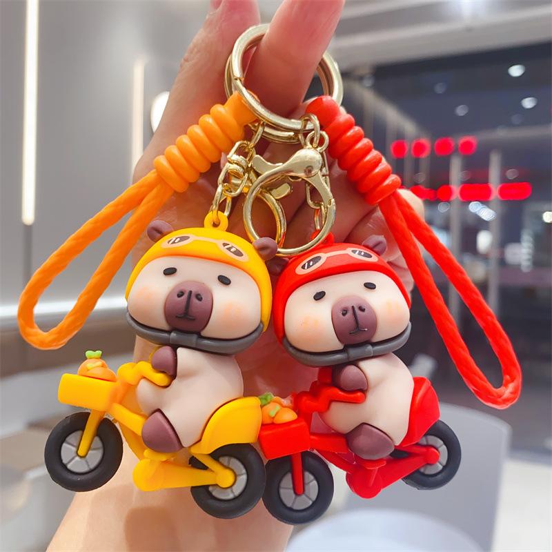 Creative Cartoon Capybara Keychain Car Chain Pendant Cute Doll Bag Pendant Couple Small Gift