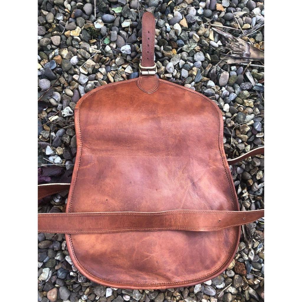 Large Leather Saddle Bag, Style Saddle Bag, Retro Saddle Bag, Traditional Vintage-looking Ipad Bag,  Boho Leather Saddle Bag