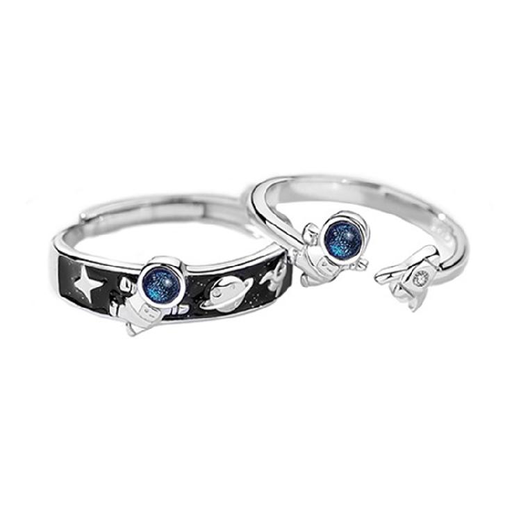 2Pcs Space Universe Astronauts Finger Ring Jewelry Gifts Vintage Stackable Ring 1
