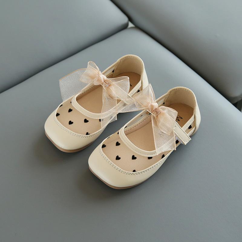 

Маленькие кожаные туфли для девочек Весенняя новинка детская обувь Мягкая подошва Нескользящие Туфли для девочек Туфли-лодочки с бантом-бабочкой Туфли принцессы 21insole13.7cm бежевый